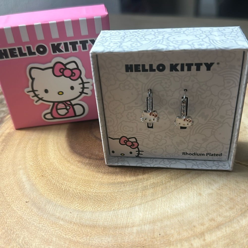 Hello Kitty Earrings